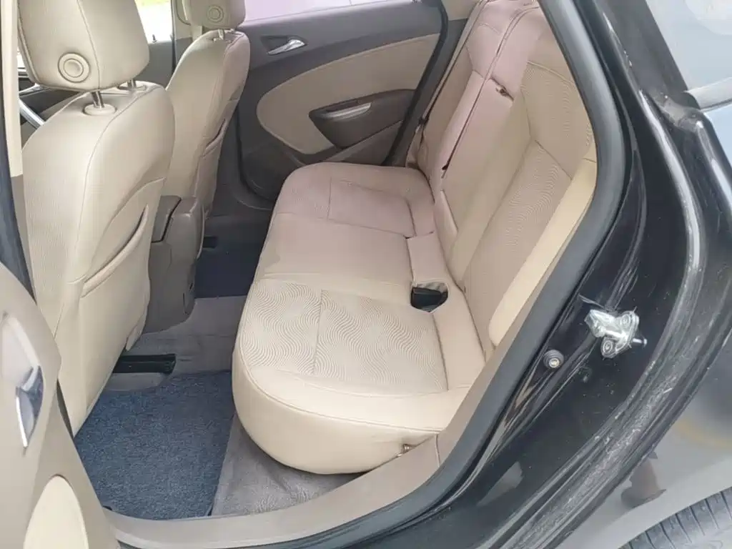 Фото 13 - Buick Excelle