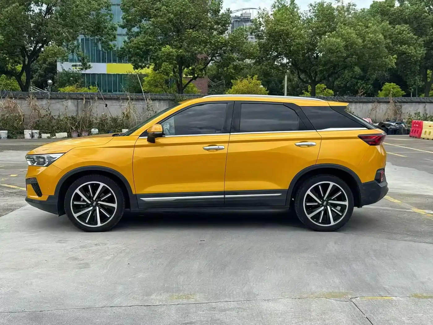 Bestune T77 2020 2019 230 TID Automatic Luxury China VI