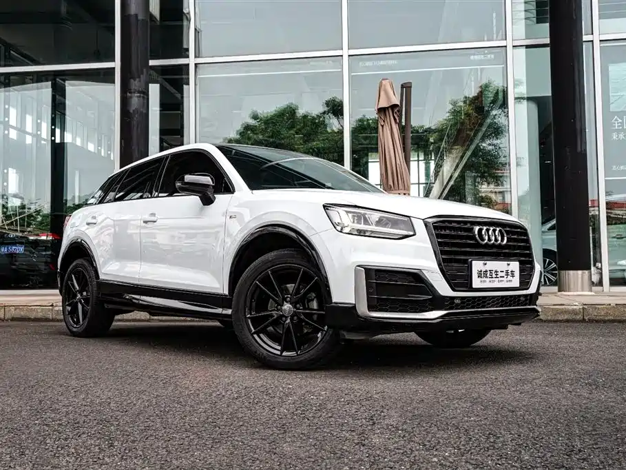 Audi Q2L 2018 35 TFSI Fashion Dynamic China VI фото 3