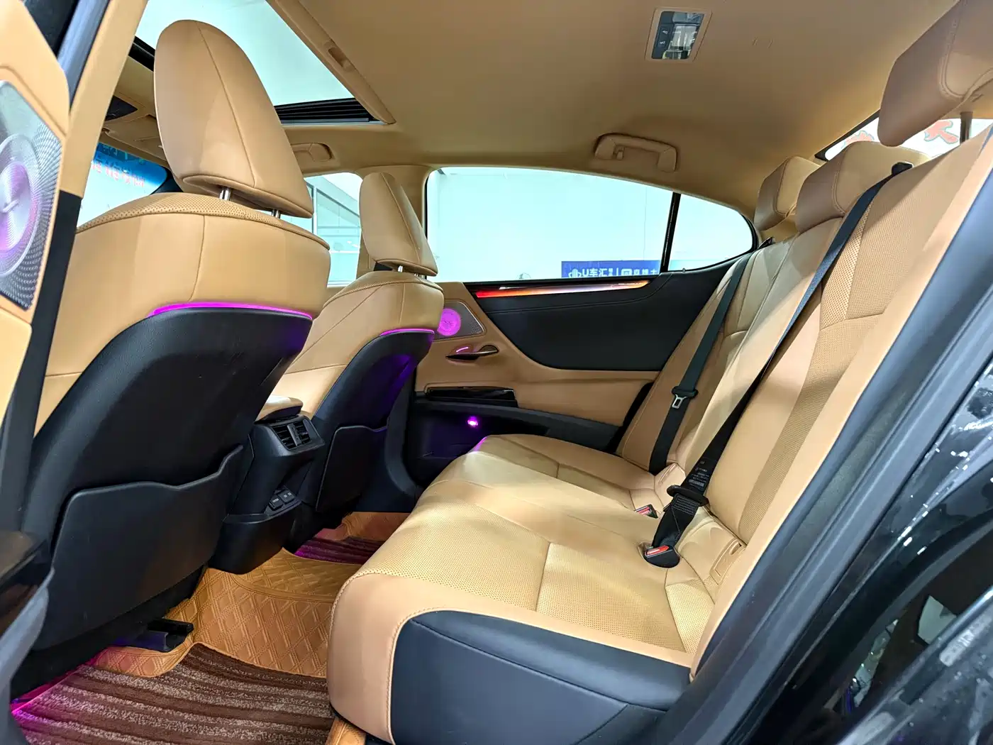 Lexus ES 2021 200 Excellence Edition фото 6