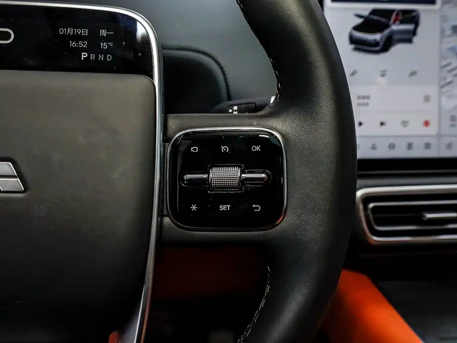 Li Auto Li L8 2025 2025 Max Smart Renewal Edition