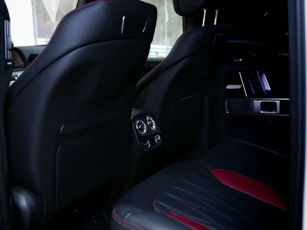 Mercedes-Benz G-Class 2023 G 500 фото 15