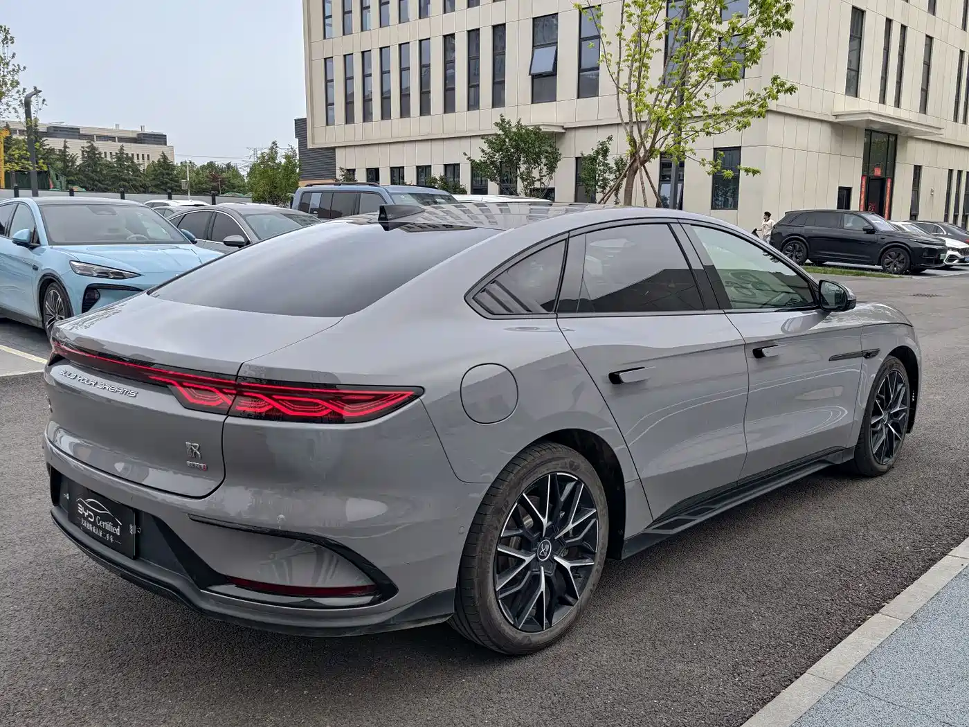 BYD Han 2025 DM-i Smart Driving Edition 125KM LiDAR Flagship фото 8