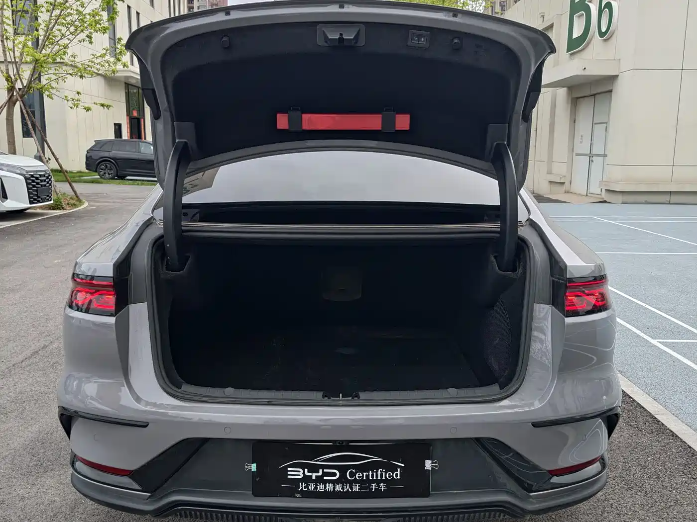BYD Han 2025 DM-i Smart Driving Edition 125KM LiDAR Flagship фото 10