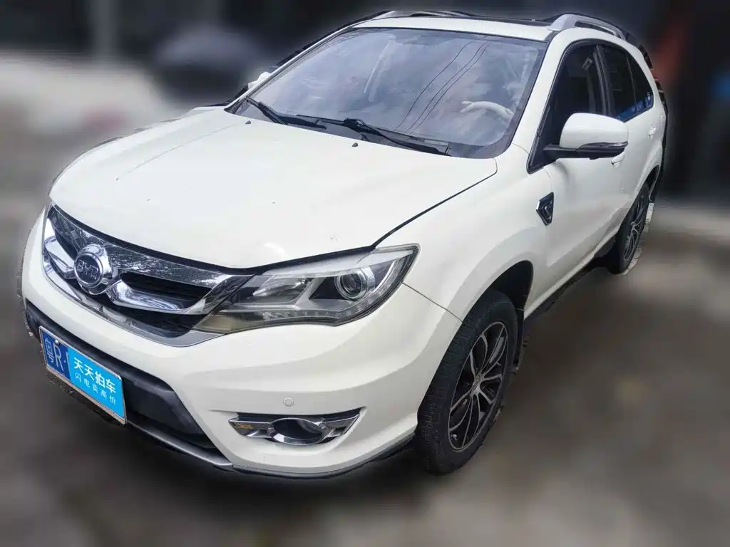 BYD S7 2015 2015 2.0T Upgrade Automatic Flagship