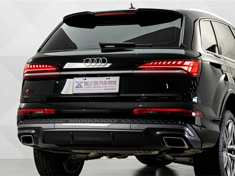 Audi Q7 2025 2025 55 TFSI quattro S line Sport