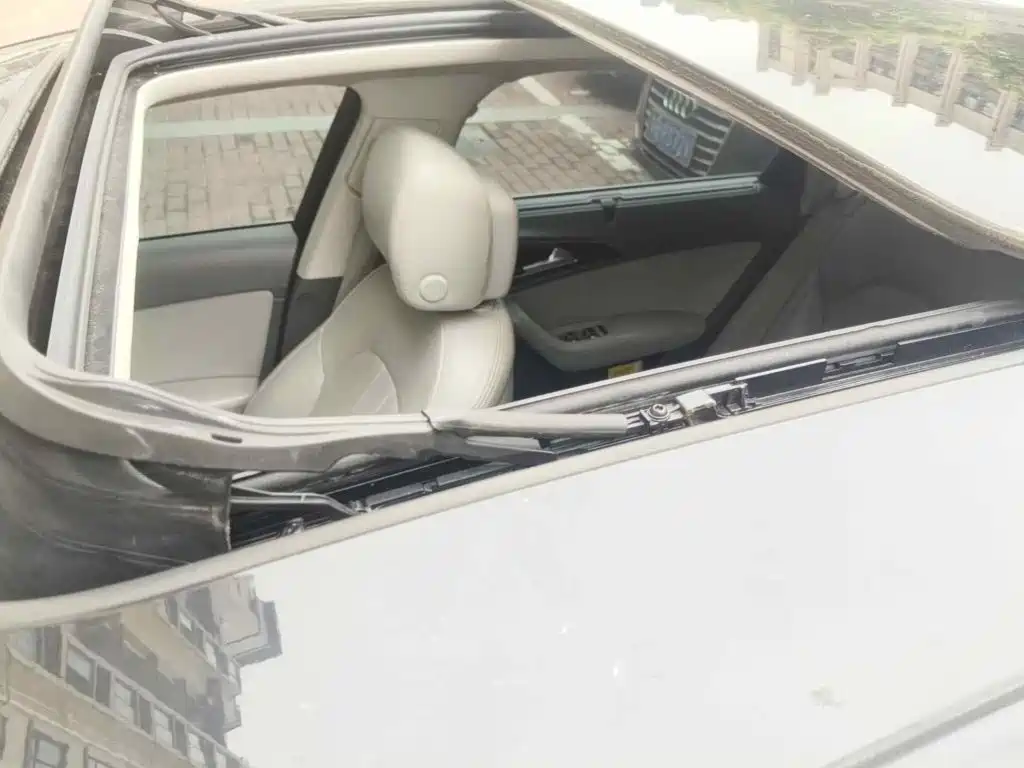 Фото 6 - Audi A6L
