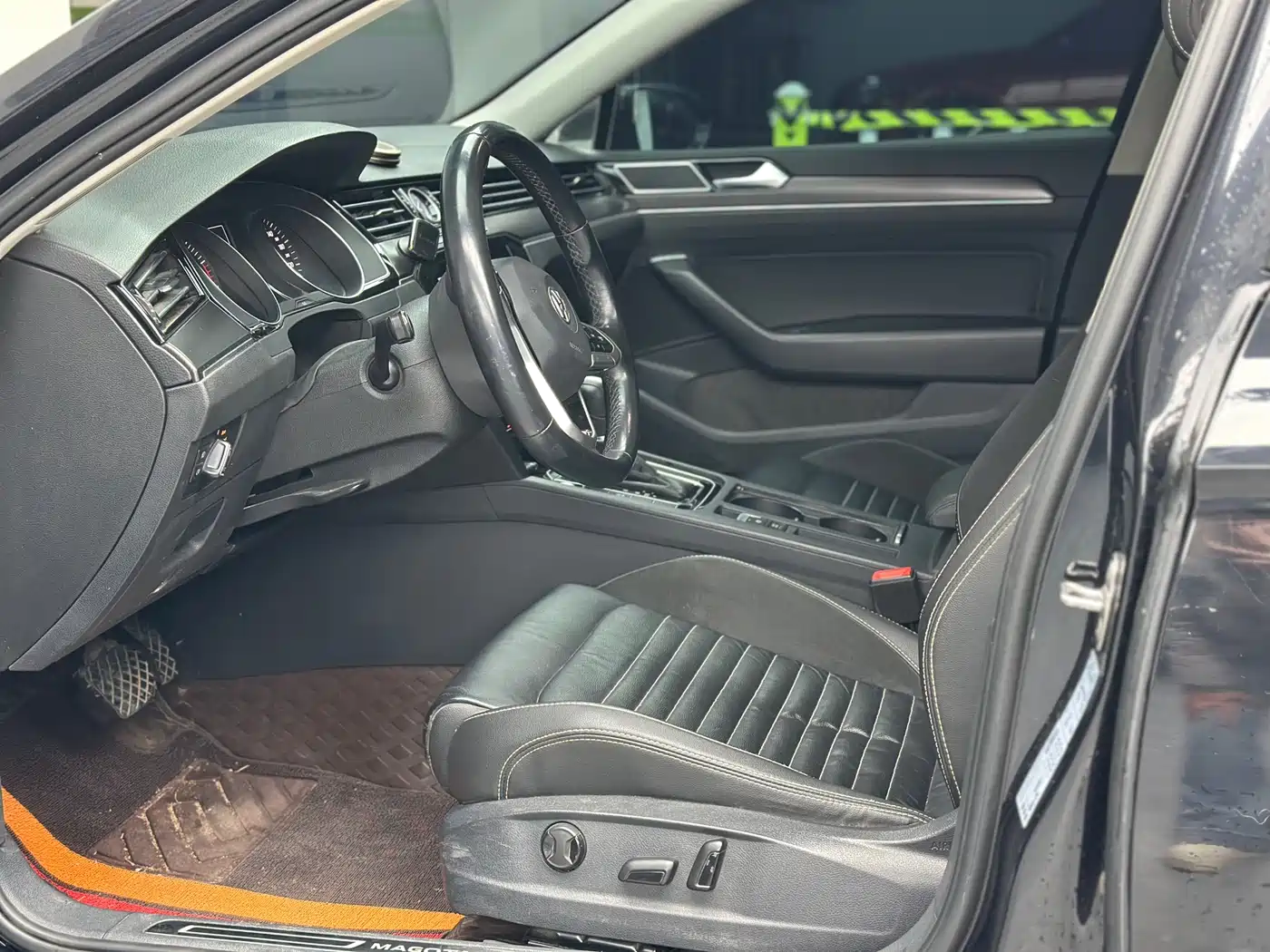 Volkswagen Magotan 2020 330TSI DSG Leading фото 4