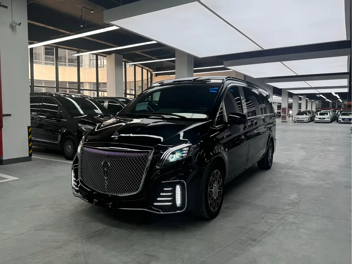 Mercedes-Benz Vito 2023 2.0T Elite 7-Seater