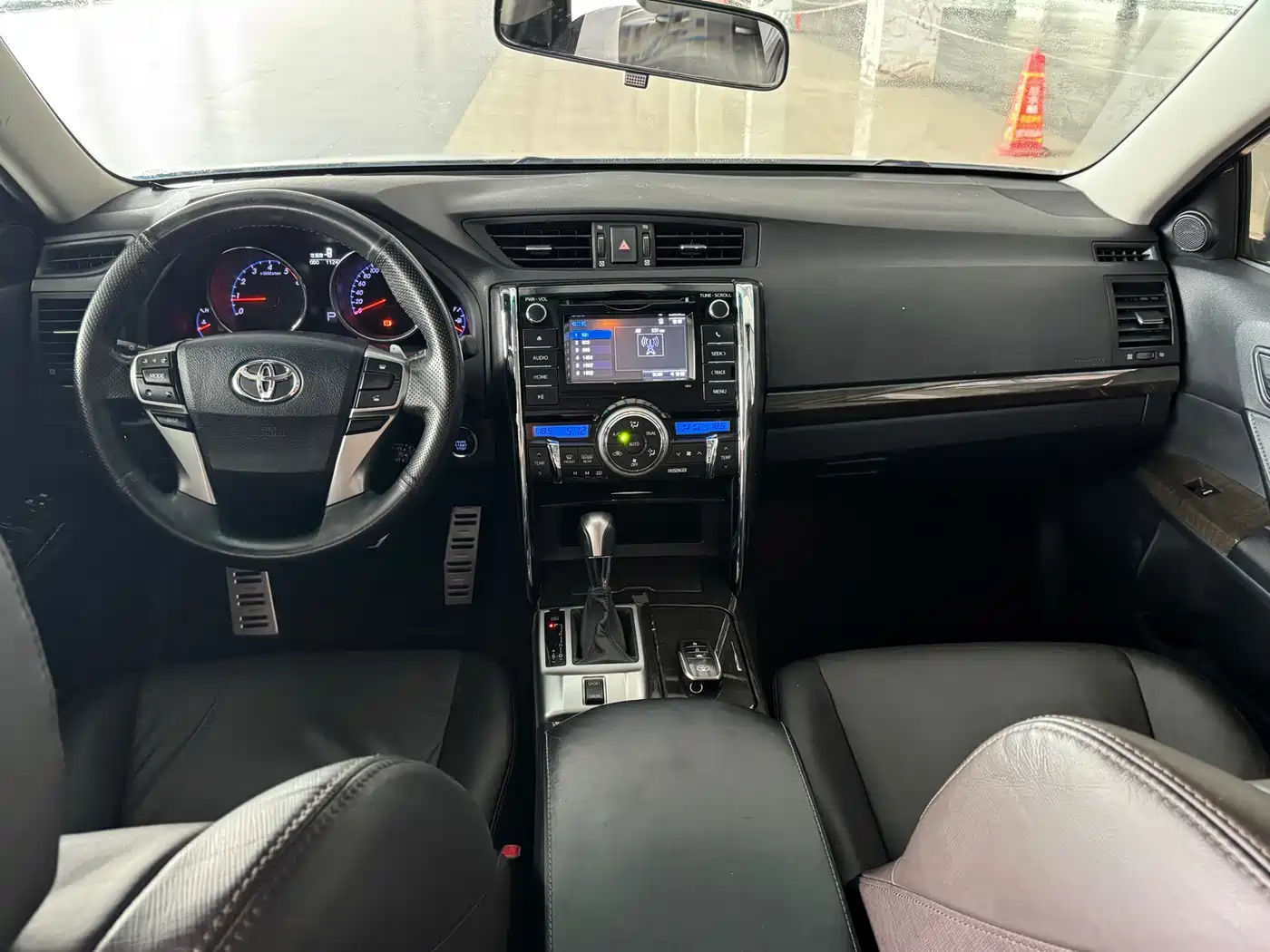 Toyota Reiz 2013 2.5V Premium Edition фото 10