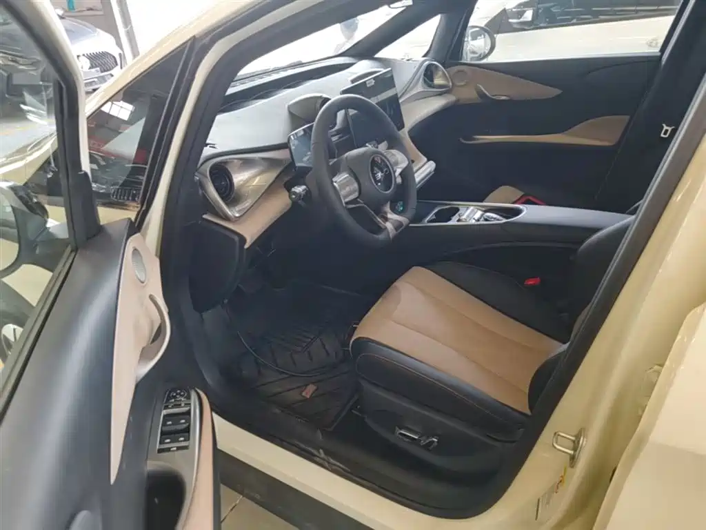 BYD Dolphin 2026 2025 420km Freedom Edition