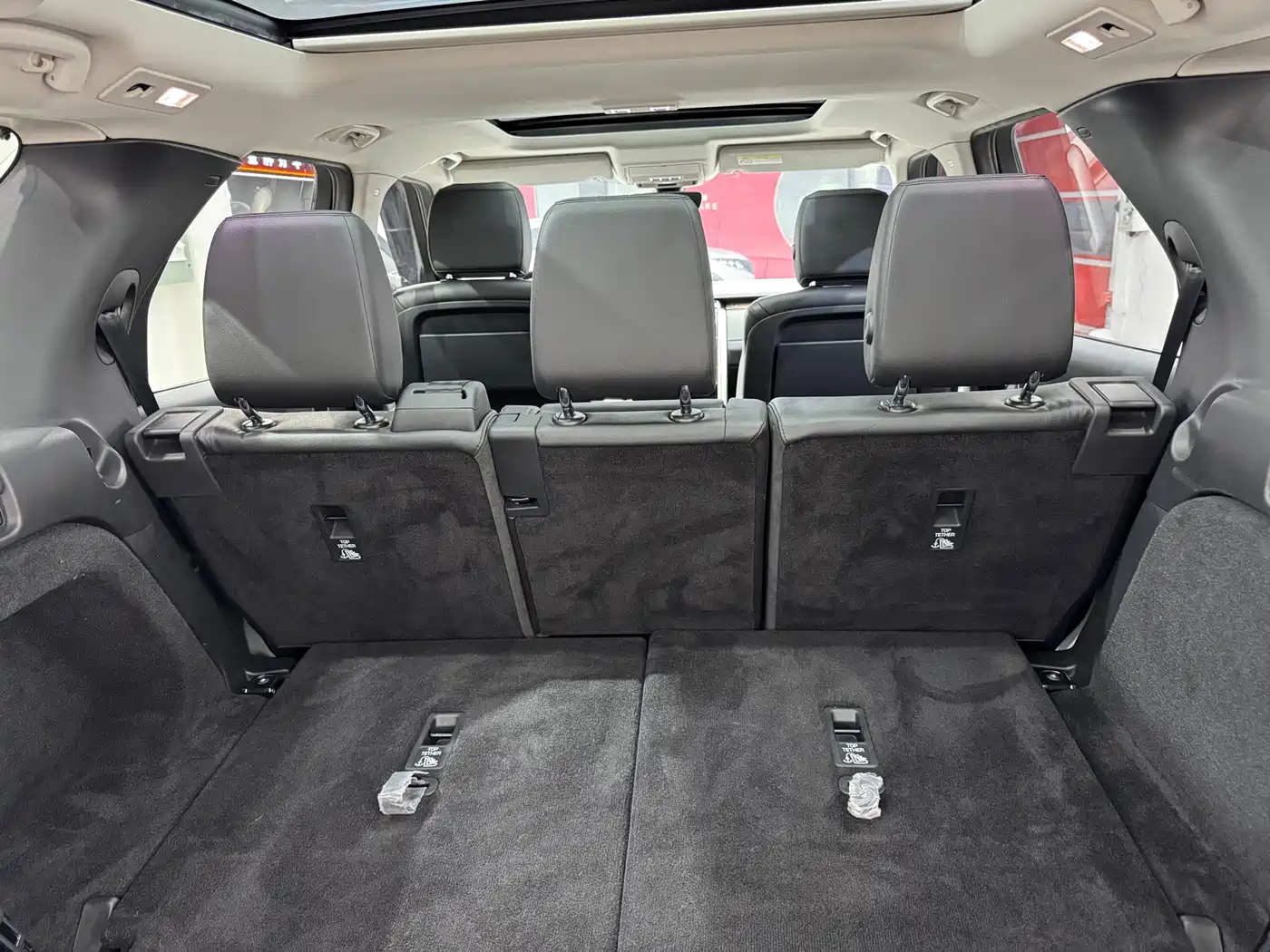 Land Rover Discovery 2019 3.0 SC V6 HSE LUXURY фото 16