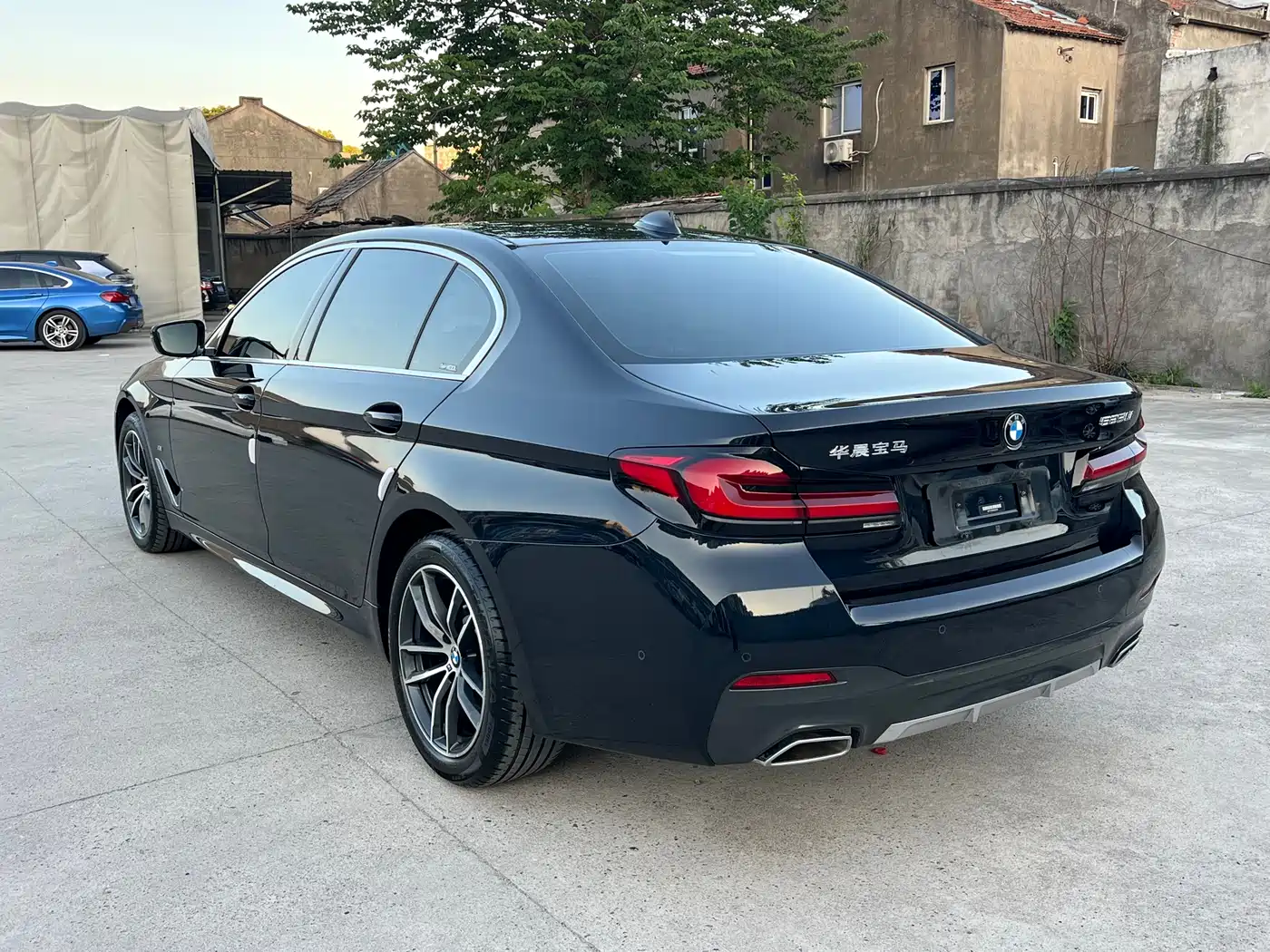 BMW 5 Series 2021 525Li M Sport Package фото 15