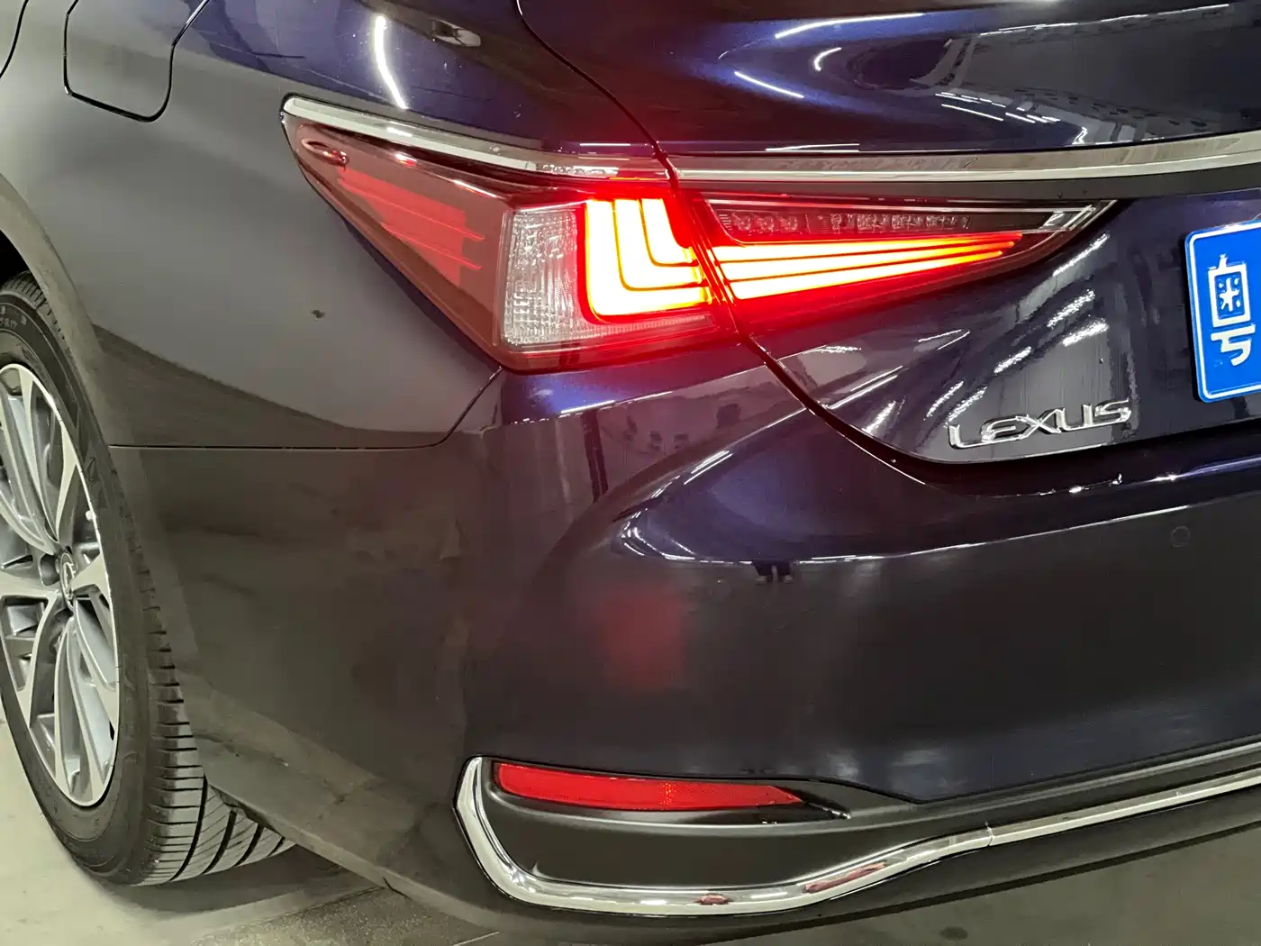 Lexus ES 2024 200 Premium Edition фото 36
