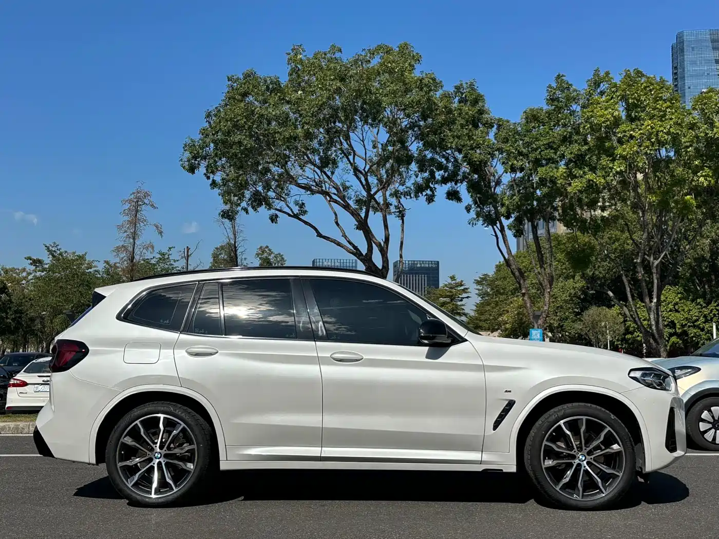 BMW X3 2022 xDrive30i Leading M Night Package фото 15