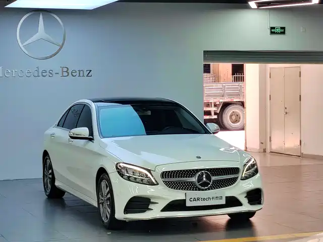 Mercedes-Benz C-Class 2019 C 180 L Fashion Sport Edition — фото 2