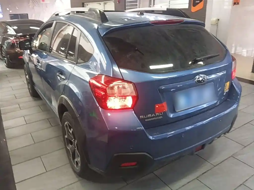 Subaru XV 2014 2.0i Comfort фото 5