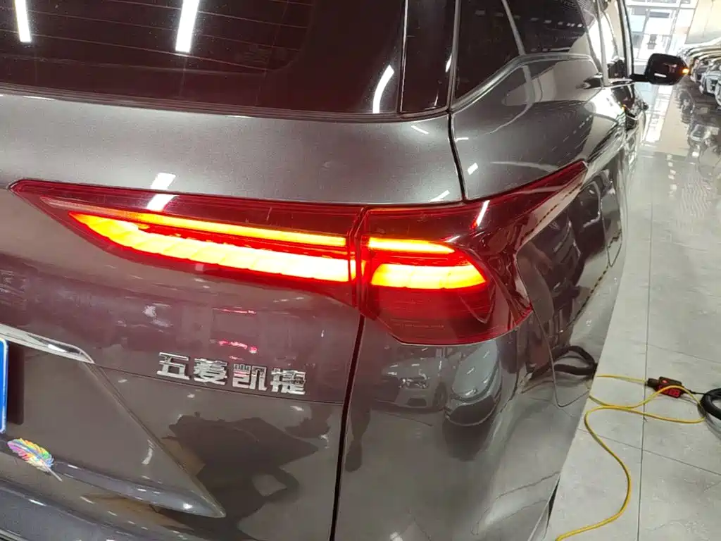 Wuling Motors Wuling Victory 2021 2020 1.5T CVT Flagship