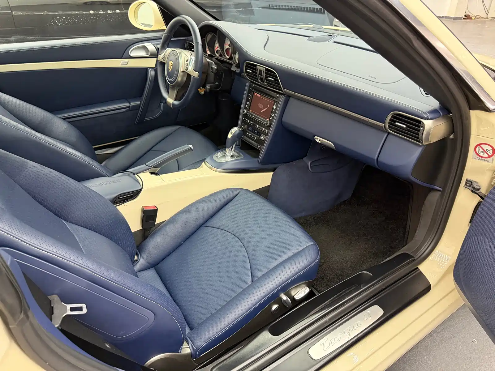 صورة 12 - Porsche 911