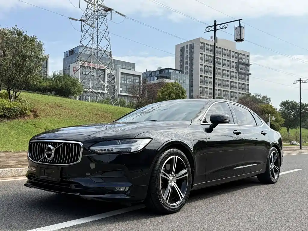 Volvo S90 2018 — пригон из Китая