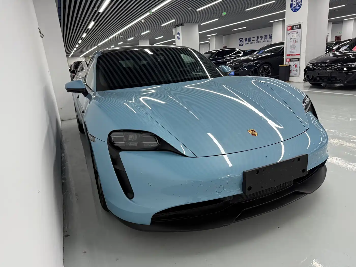 Porsche Taycan 2020 Taycan фото 3