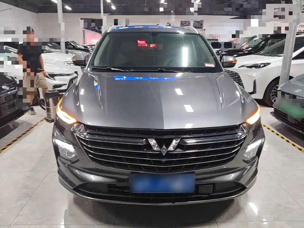 Wuling Motors Wuling Victory 2021 2020 1.5T CVT Flagship