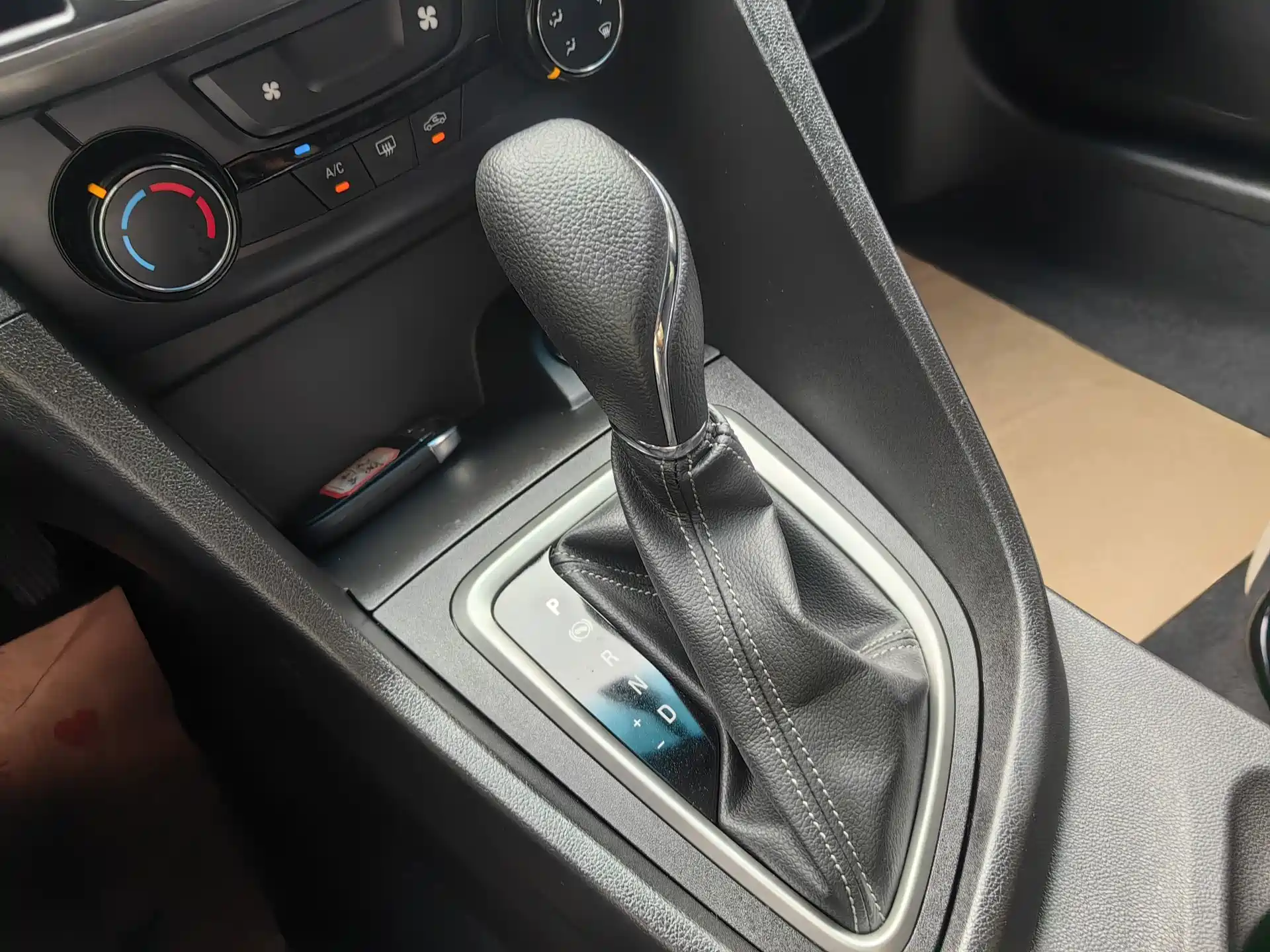 Photo 17 - Buick Excelle