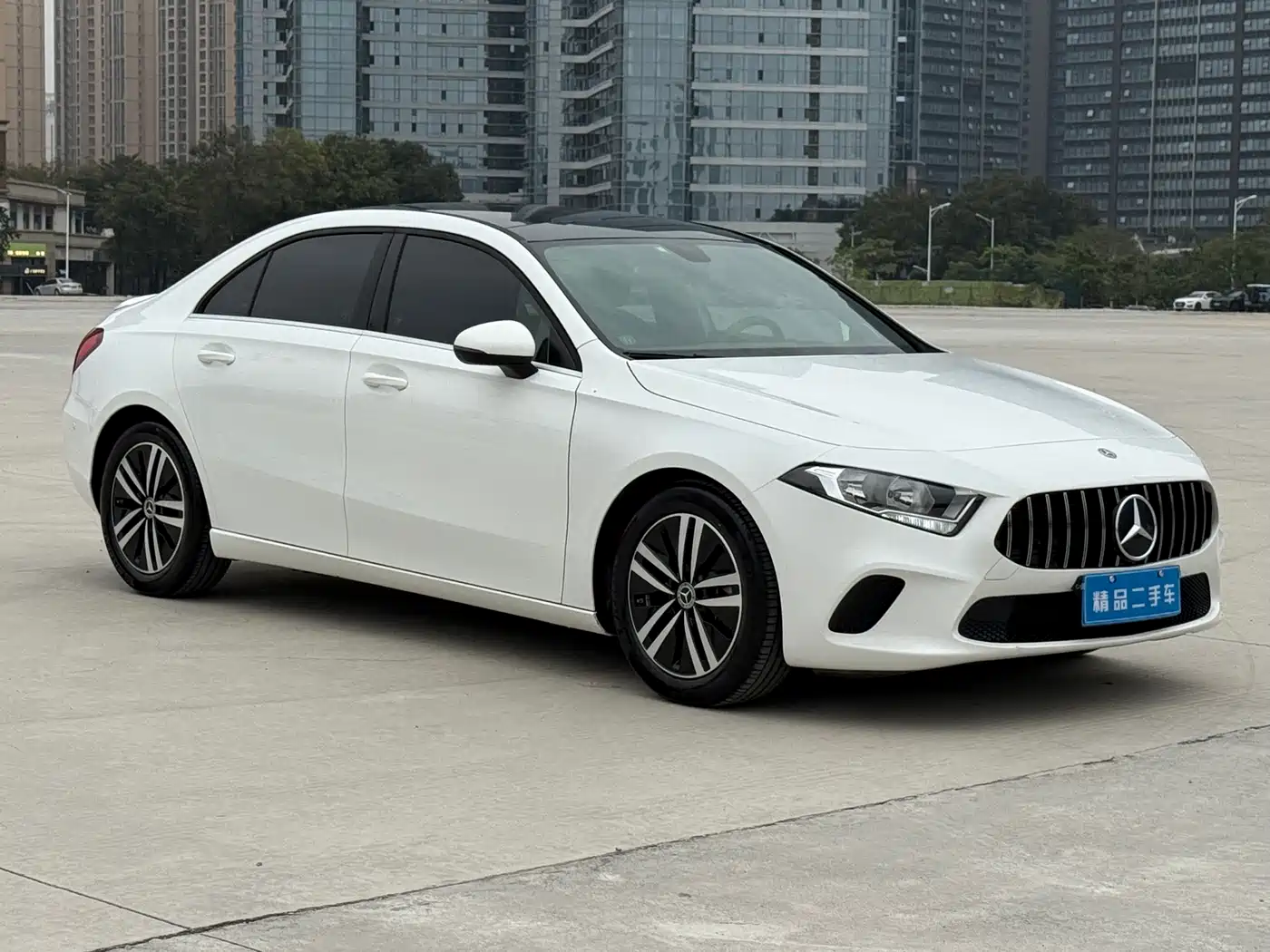 Mercedes-Benz A-Class 2020 Model Facelift A 180 L фото 3