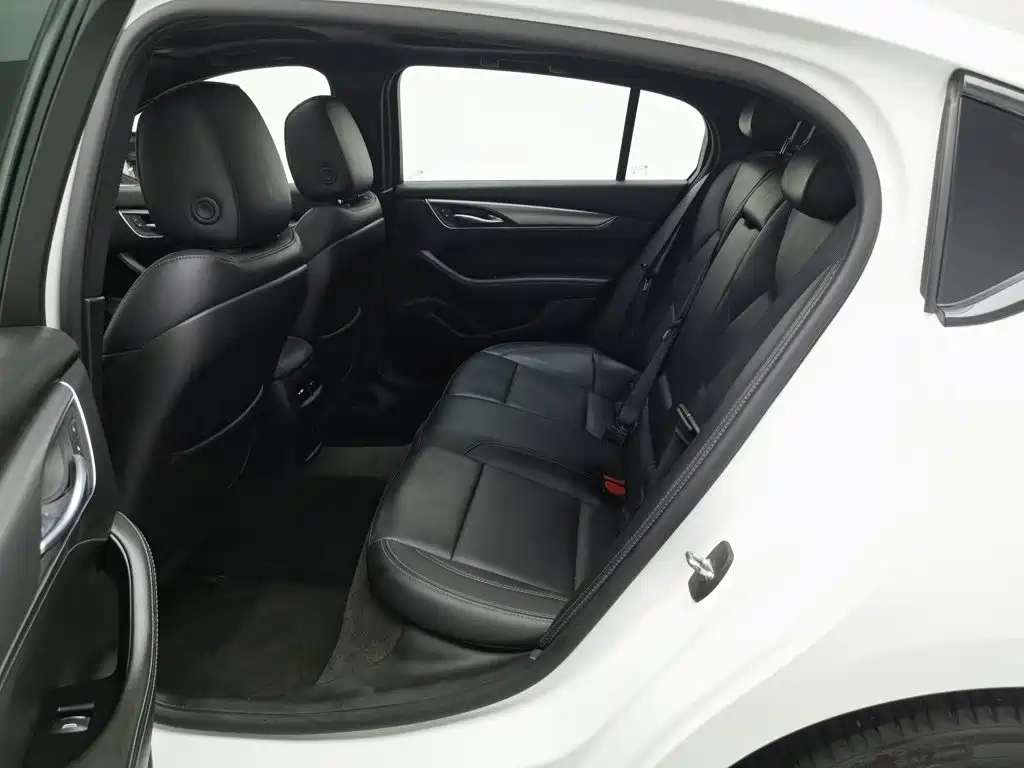 Cadillac CT5, миниатюра 15