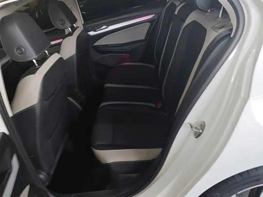 Volkswagen Golf 2021 280TSI DSG Pro фото 17