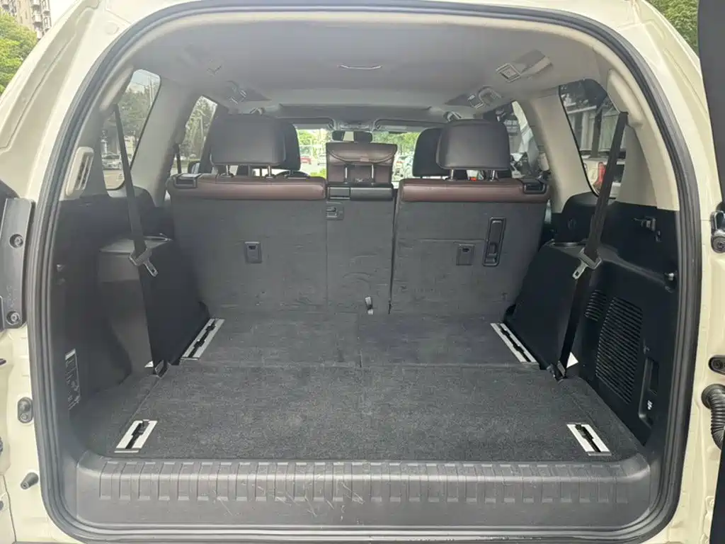 Toyota Prado 2020 2019 3.5L Automatic TX-L Zunxiang Edition with Rear-mounted Spare Tire