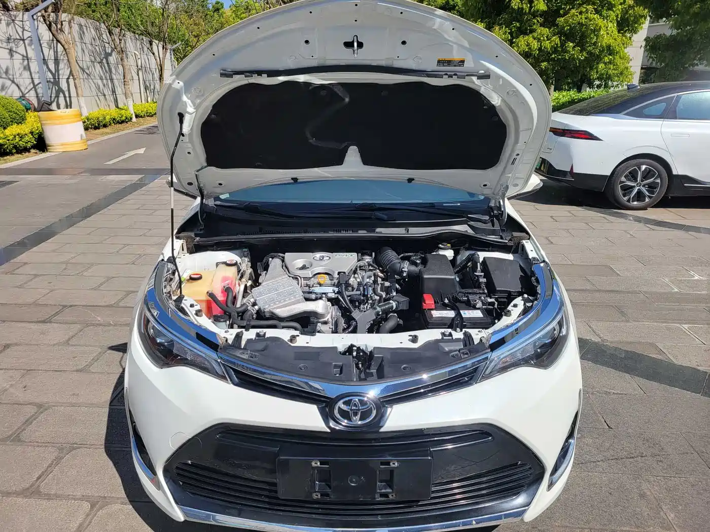 Toyota Levin 2017 Facelift 185T CVT Elite (China V) фото 22