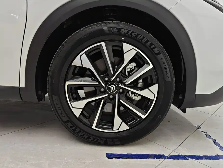 Фото 6 - Citroën Versailles C5 X