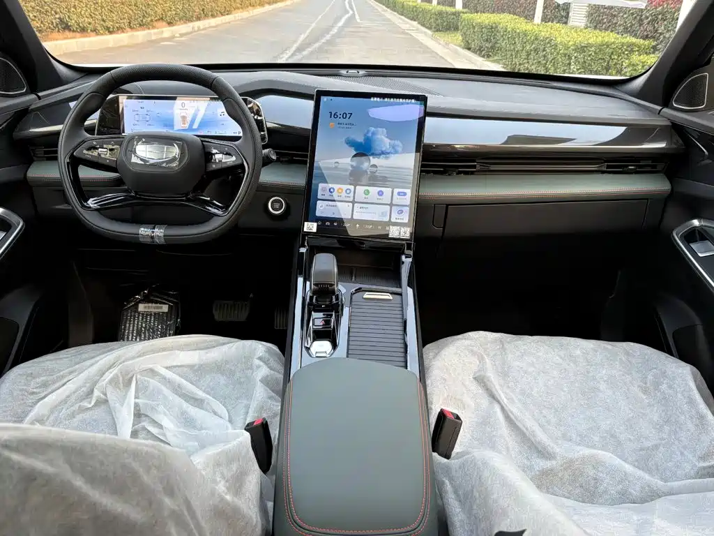 Geely Boyue 2026 2024 1.5TD Smart Connect+