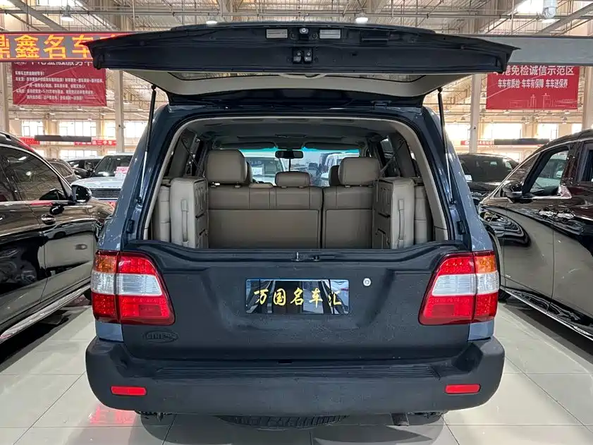 Toyota Land Cruiser 2005 4.7L Automatic VX-R фото 22