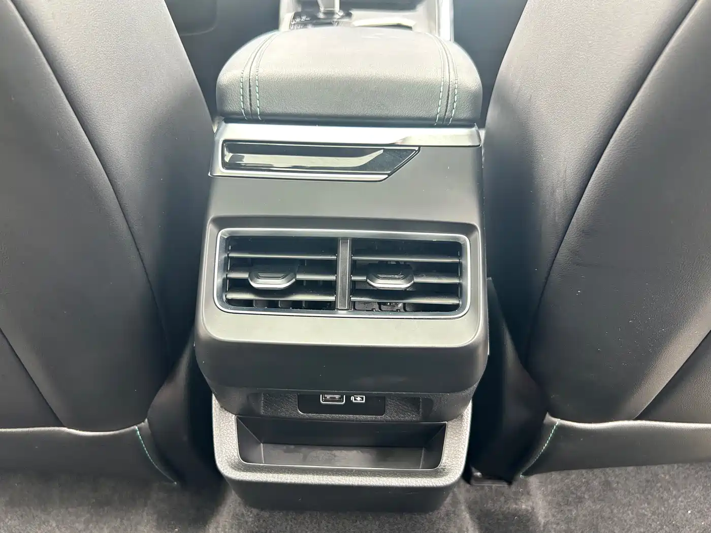 Geely Xing Rui 2024 1.5TD Soaring Dragon Edition фото 16
