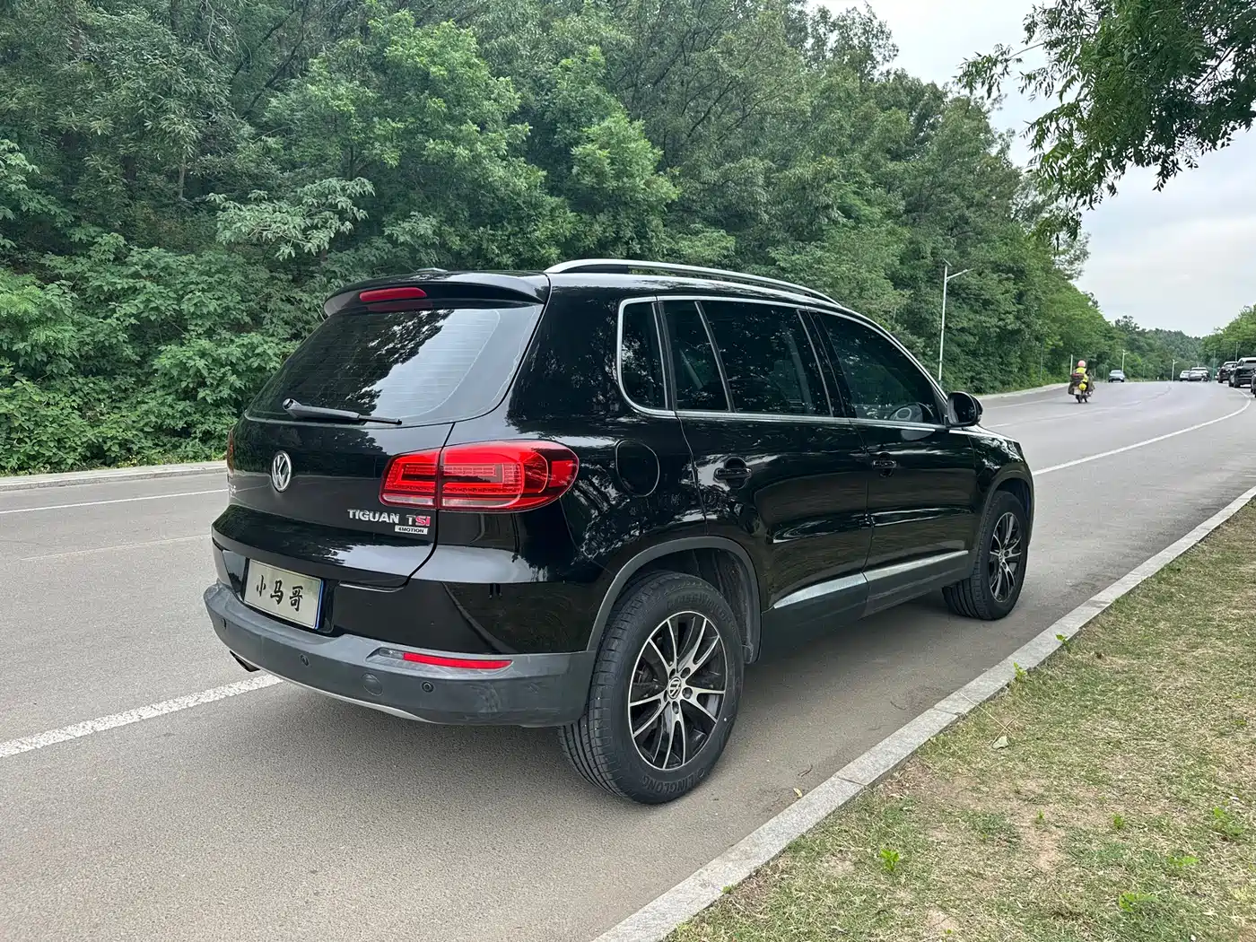 Volkswagen Tiguan 2015 1.8TSI Automatic 4WD Highline фото 9