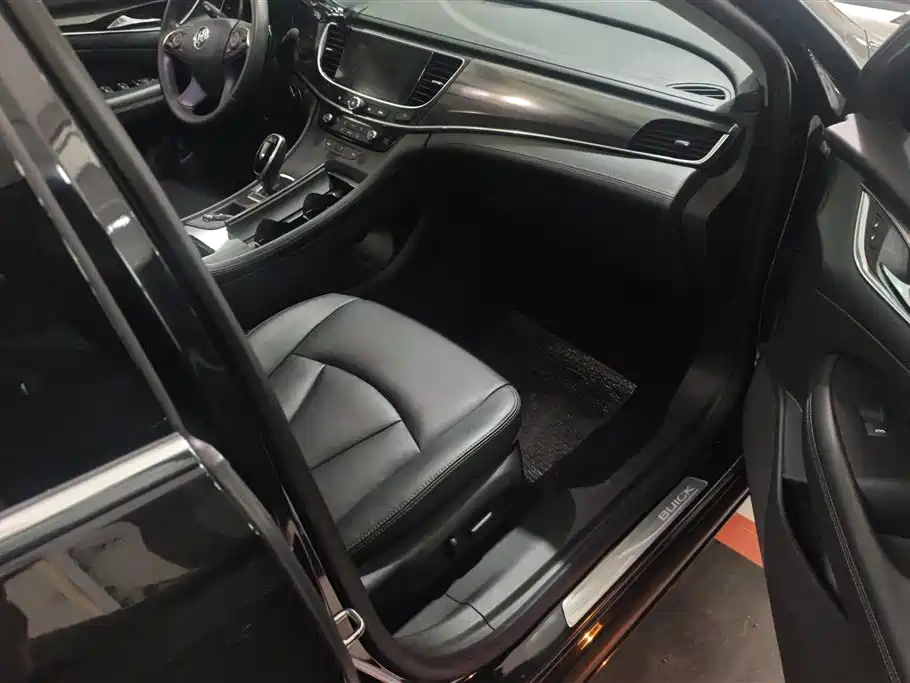 Buick LaCrosse 2020 652T Luxury фото 8