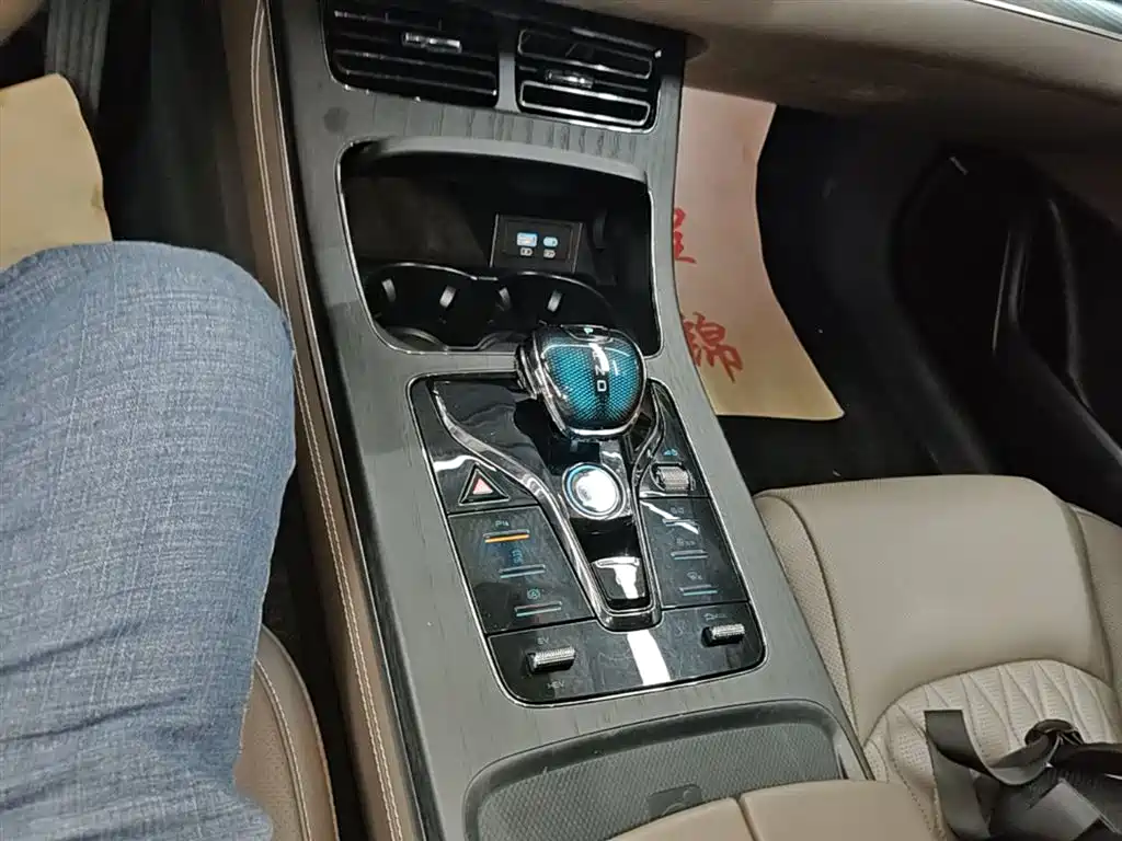 BYD Han 2023 DM-i Champion Edition 121KM Premium фото 14