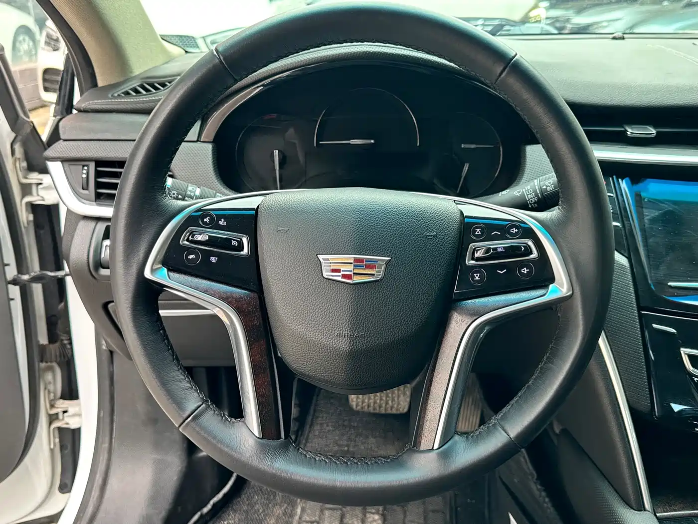 Cadillac XTS 2018 28T Technology фото 12