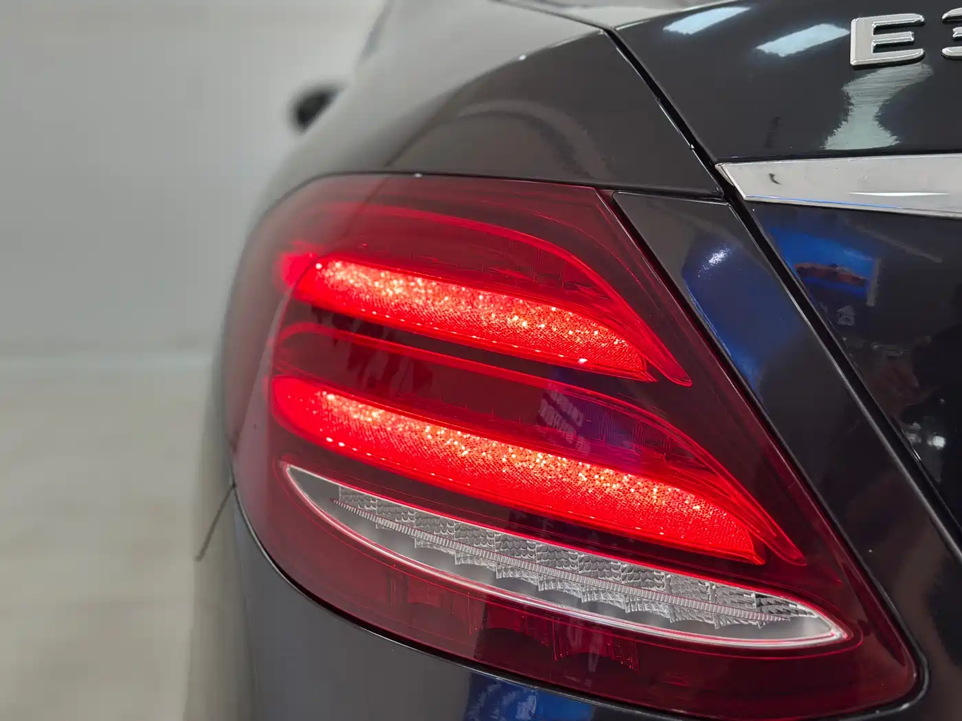 Mercedes-Benz E-Class 2020 E 260 L фото 21