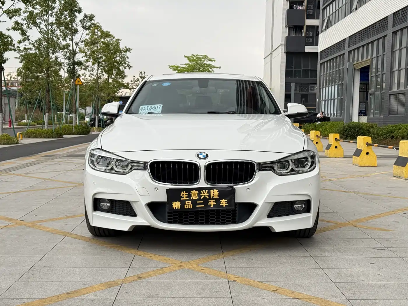 BMW 3 Series 2019 320Li M Sport Package фото 2