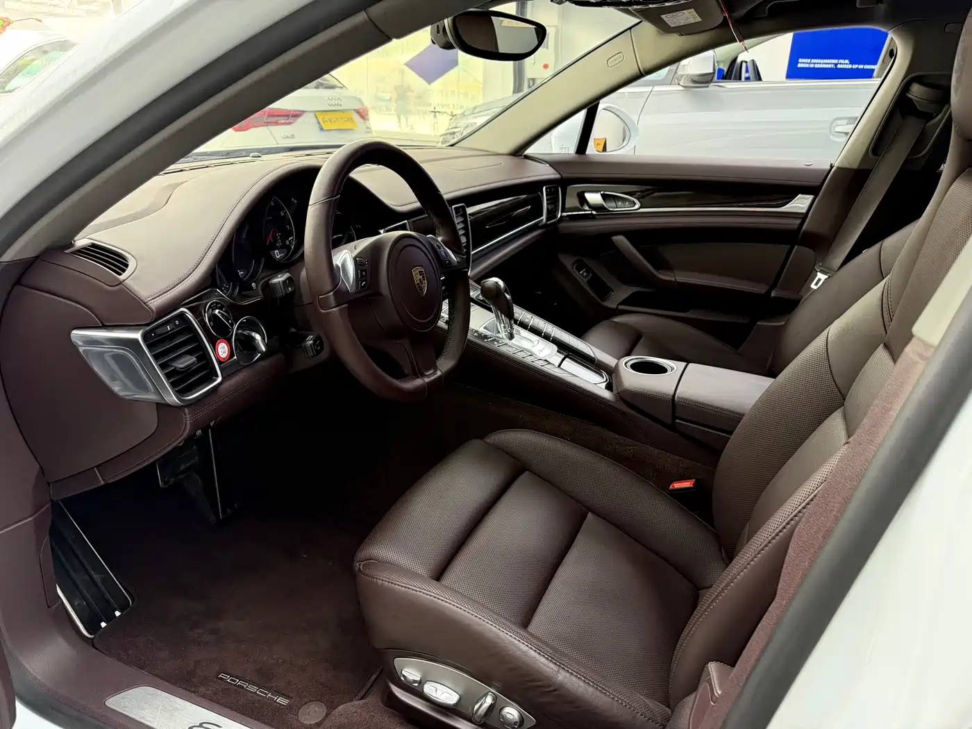 Porsche Panamera 2016 Panamera Executive Edition 3.0T фото 5