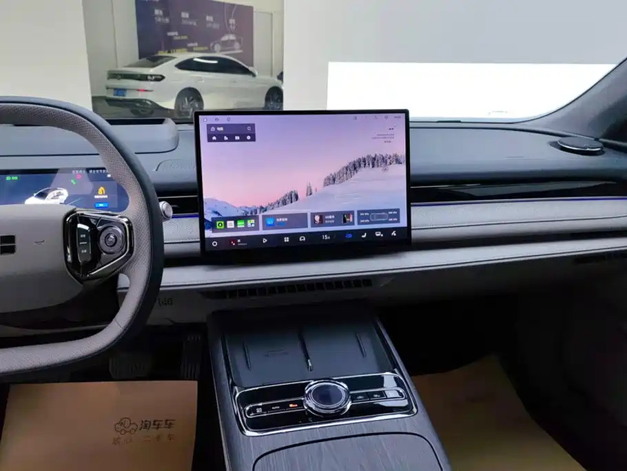 Geely Galaxy Galaxy Xingyao 8 2025 2025 130km EM-P Starship Edition