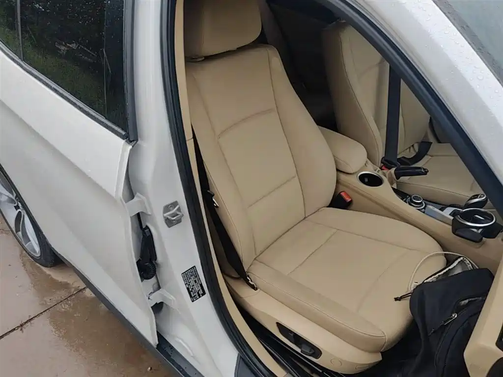 BMW X1 2015 Model sDrive18i Leading Advanced Edition фото 24