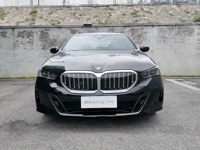 BMW 5 Series (Import) 2024 Model 525i M Sport Package