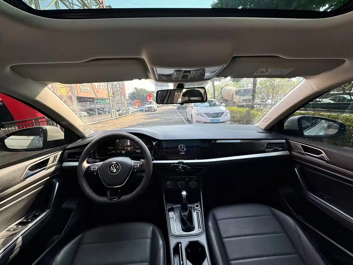 Volkswagen Lavida 2022 1.5L Auto Vision Edition фото 7