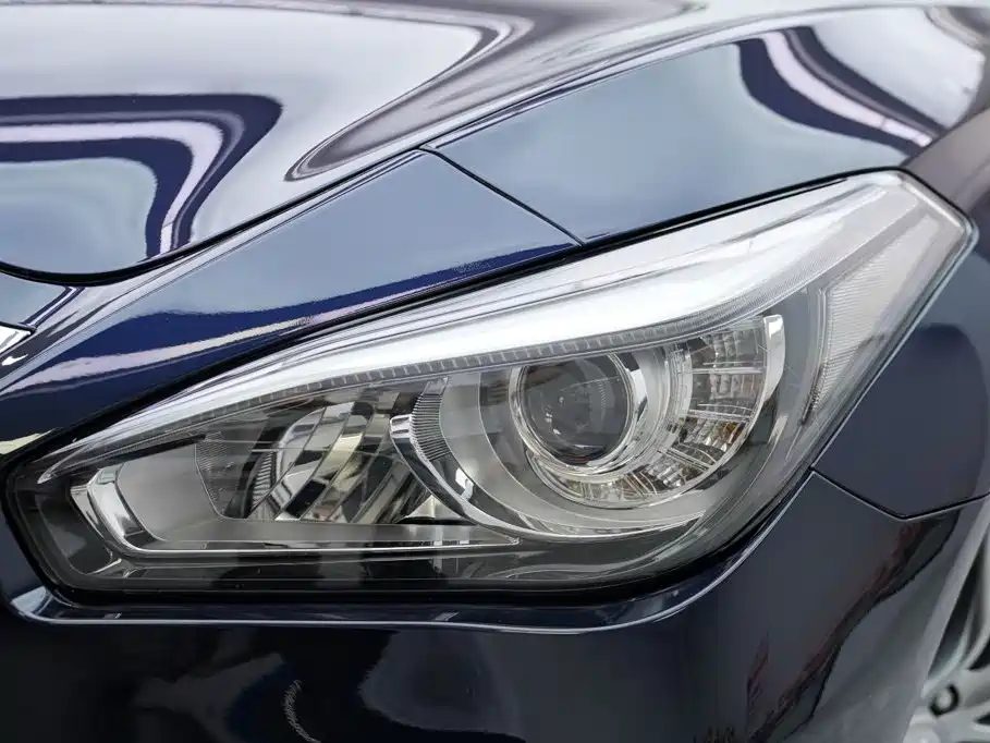 2019 Infiniti Q70