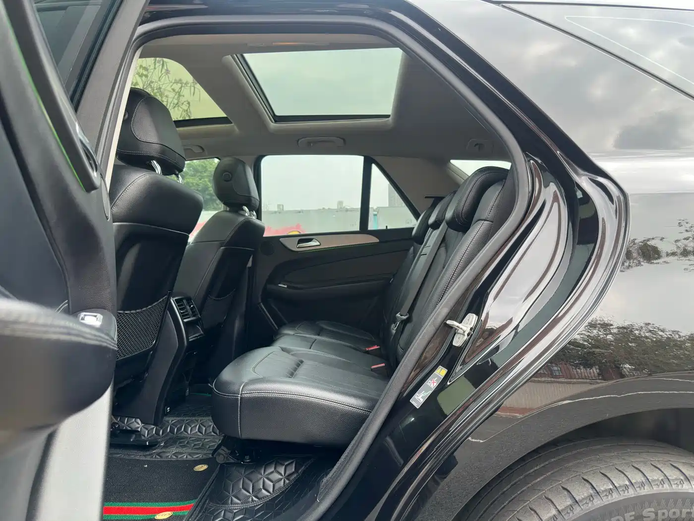 Mercedes-Benz GLE 2016 GLE 320 4MATIC Luxury фото 11