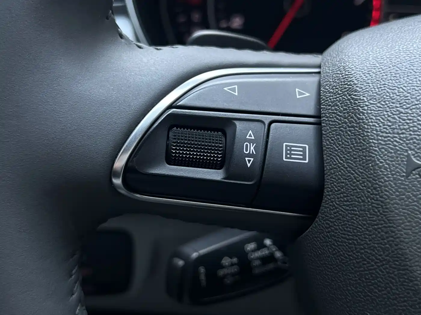Audi A6L 2012 TFSI Comfort фото 11